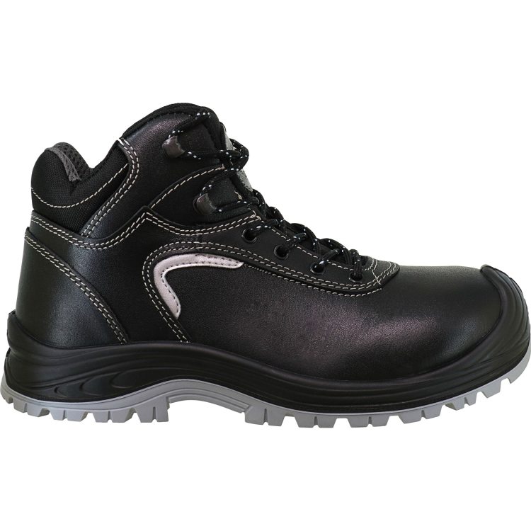 Siena S3, Stiefel niedrig