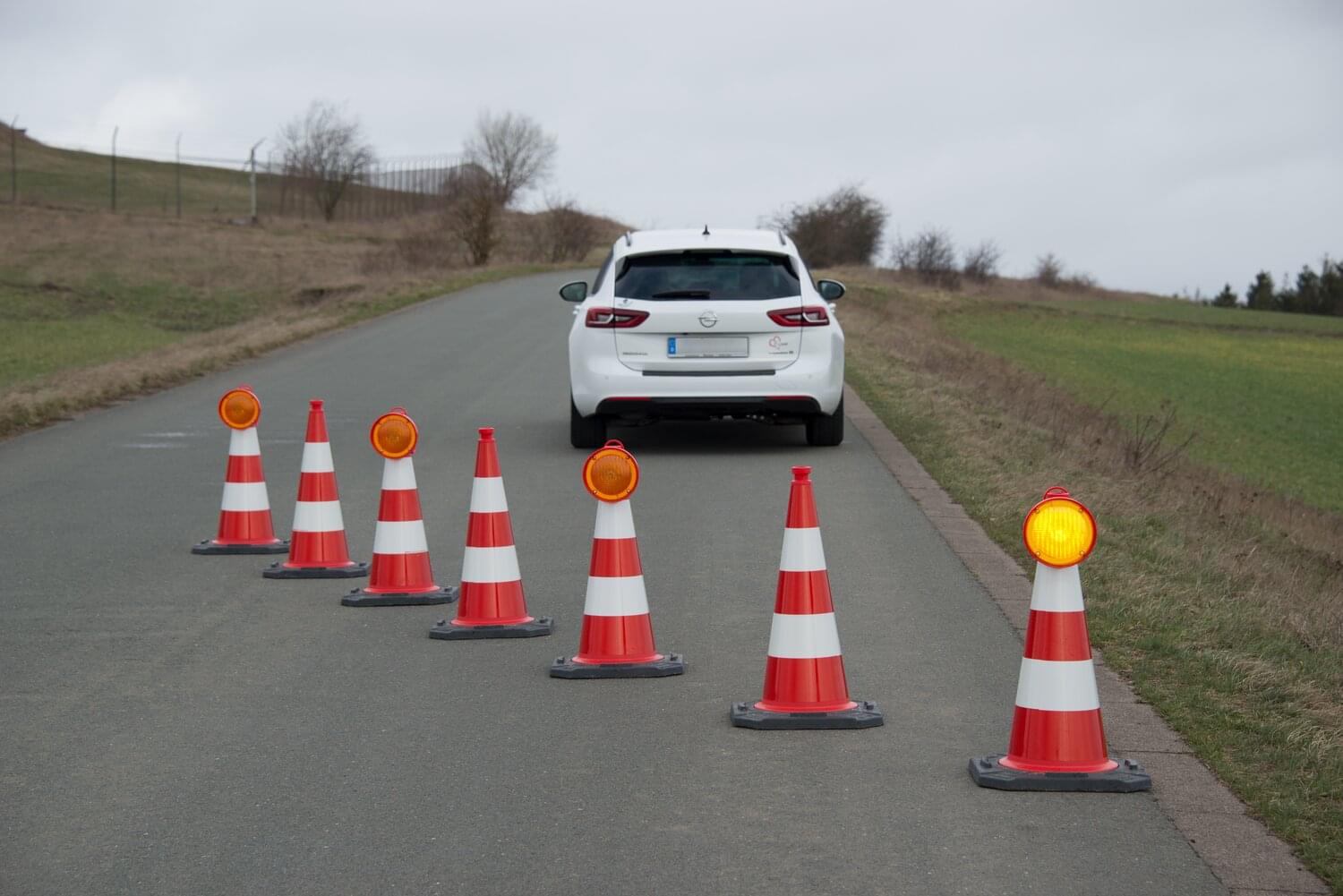 ConeFix - LED Leitkegel-Leuchte SYNCHRON - Bild 1